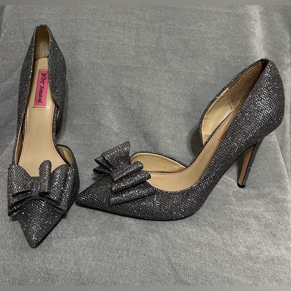 Betsey Johnson Shoes - Betsey Johnson Prince D Orsay Heels Silver Glitter Bow 10 Pewter